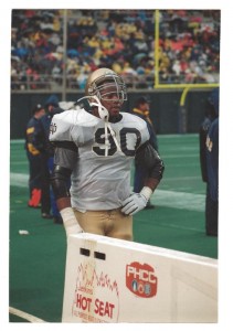 Notre Dame defensive tackle, Brian Hamilton