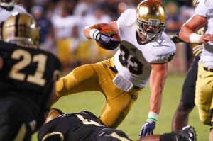 WEST LAFAYETTE, IN - SEPTEMBER 14: Cam McDaniel #33 of the Notre Dame Fighting Irish runs the ball against the Purdue Boilermakers at Ross-Ade Stadium on September 14, 2013 in West Lafayette, Indiana. (Photo by Michael Hickey/Getty Images)